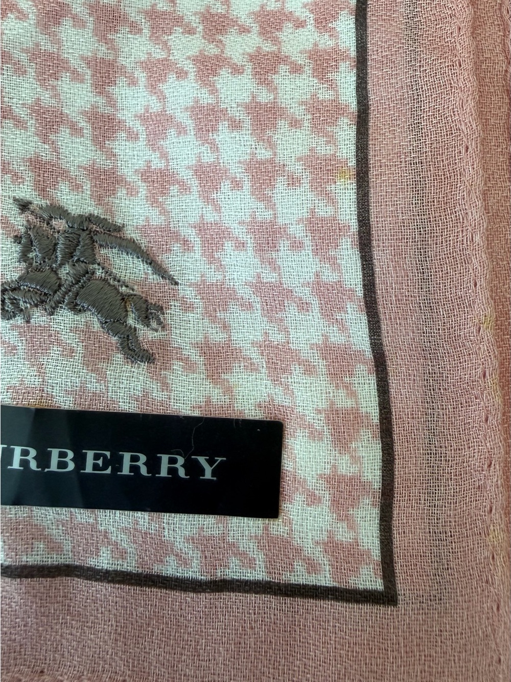 Authentic Burberry Vintage Pink and White Houndstooth Cotton Handkerchief - Picture 8 of 8